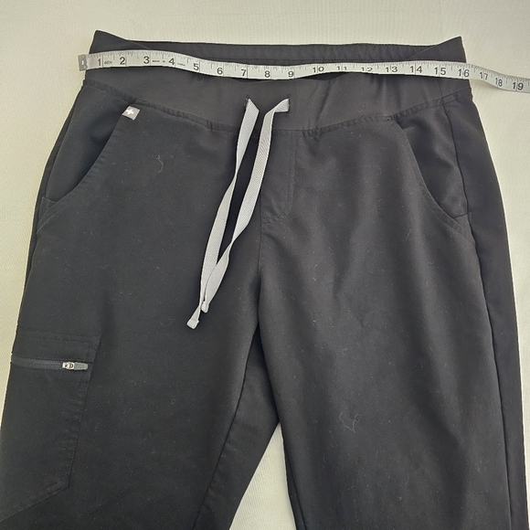 FIGS Black Jogger Pants with Drawstring - Picture 7 of 11